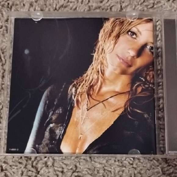 Faith Hill 'Cry' CD Album - Picture 5 of 7